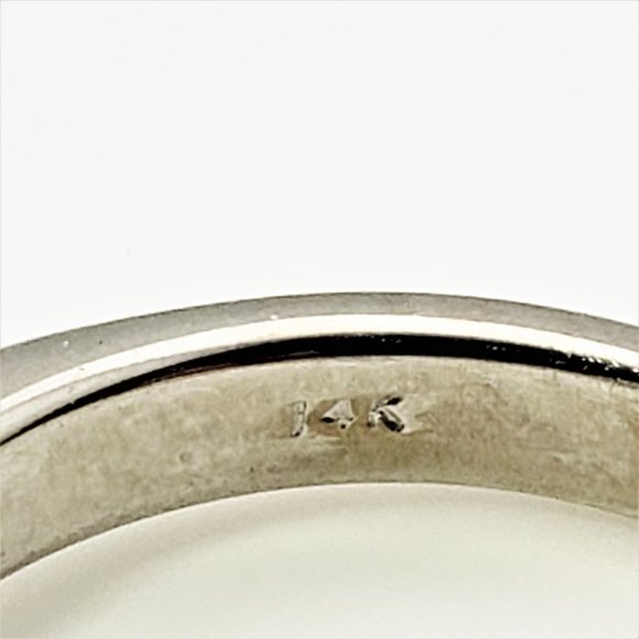Vintage 14 Karat White Gold and Diamond Wedding Band Ring Size 7.5 #10439 - Picture 6 of 8
